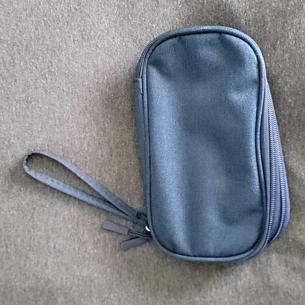 Tech Organizing Bag - image 4